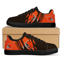 Load image into Gallery viewer, NFL Cleveland Browns Stan Smith Low Top Fashion Skateboard Shoes
